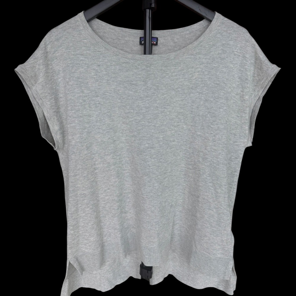 Patagonia Women's XS Gray Knit Short Sleeve Knit Top Layering Lightweight Cotton
